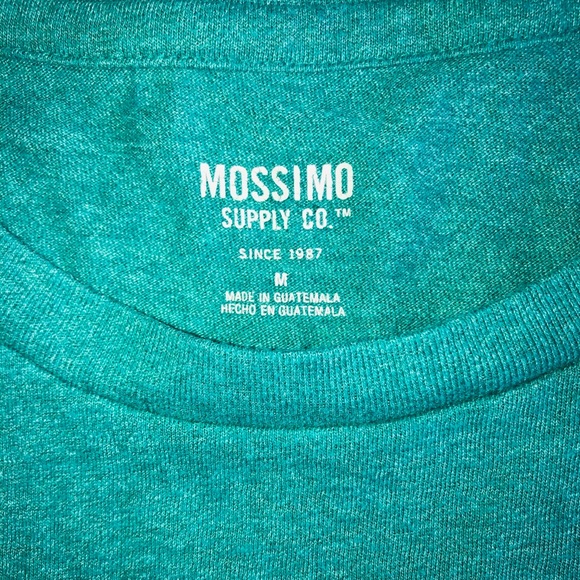🌴Mossimo Simple Plain Green T-Shirt🌴 - Picture 2 of 2